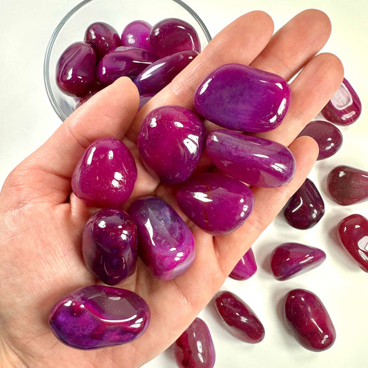 Agat pink (farvet) lommesten