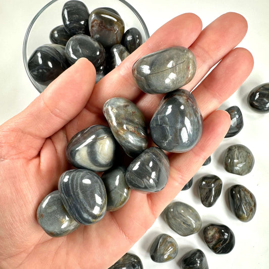 Jaspis grå lommesten