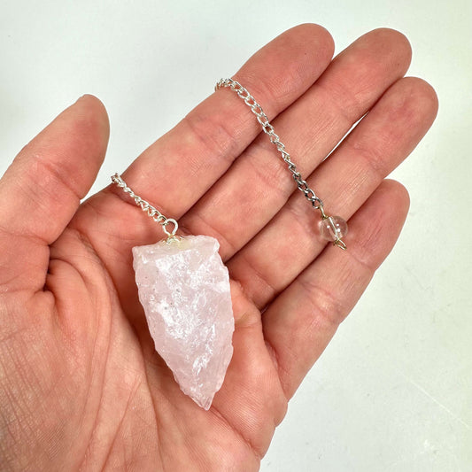 Rosenkvarts rå pendul 25stk.