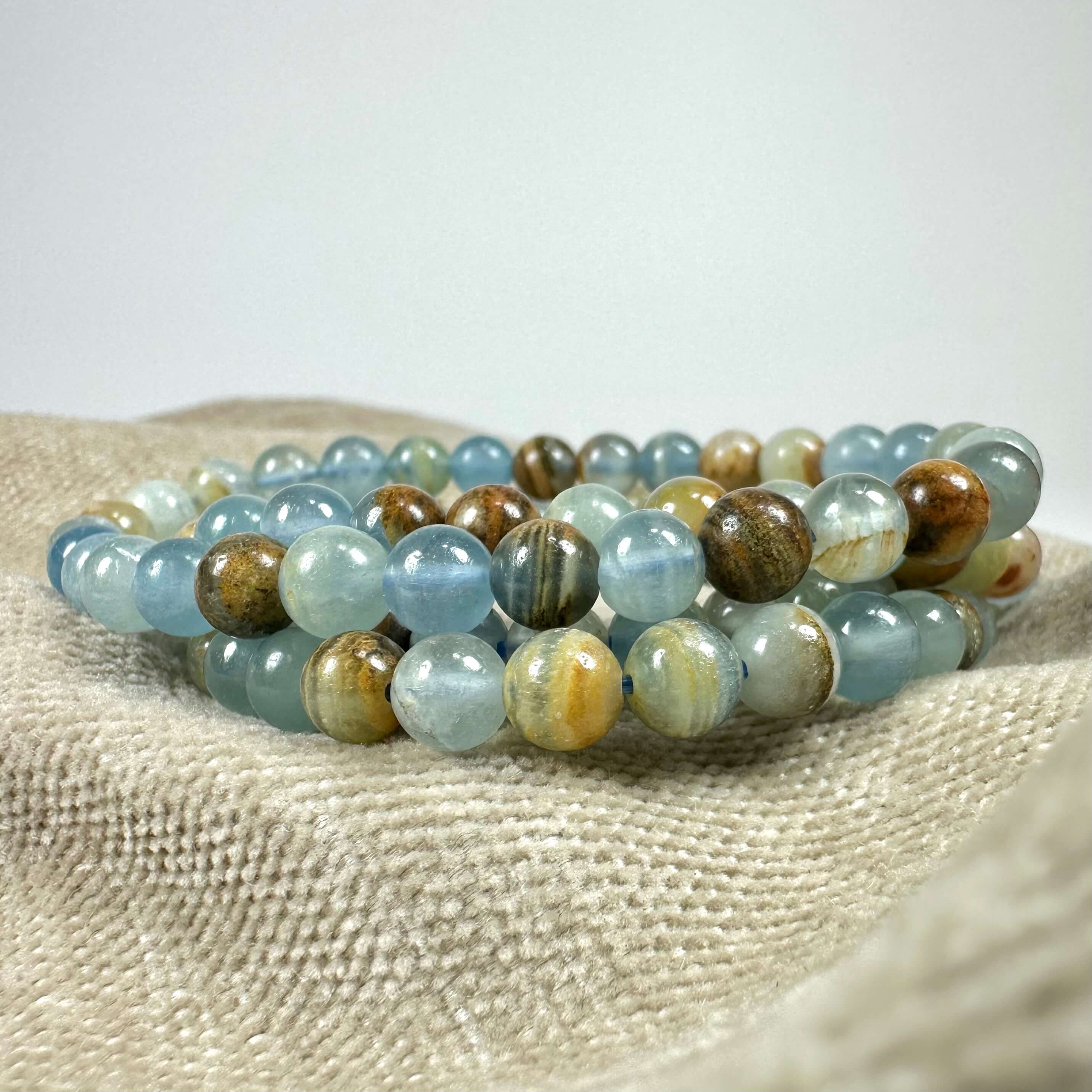 Akvatin lemurie calcit armbånd 8mm