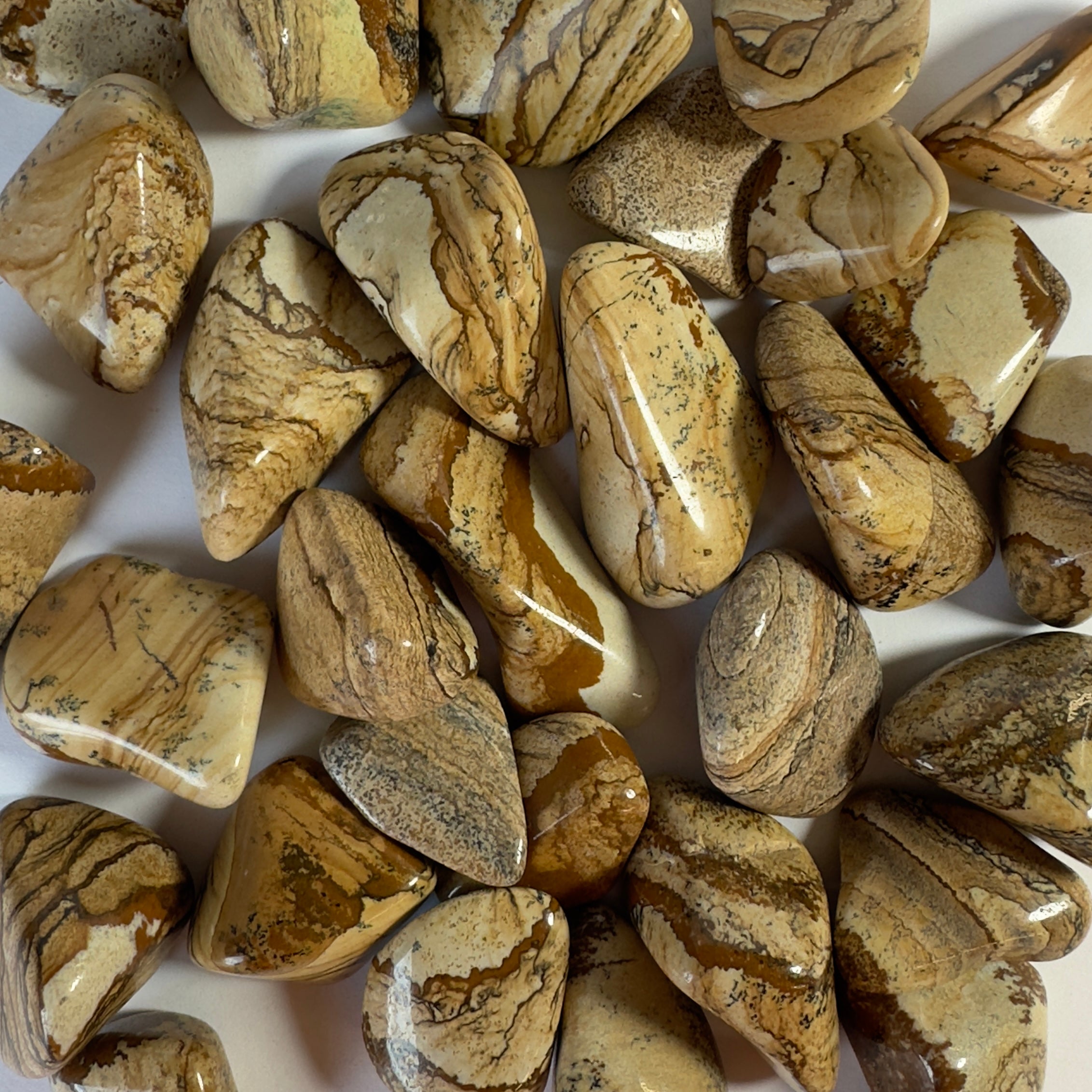 Jaspis landskab lommesten 1 kg.