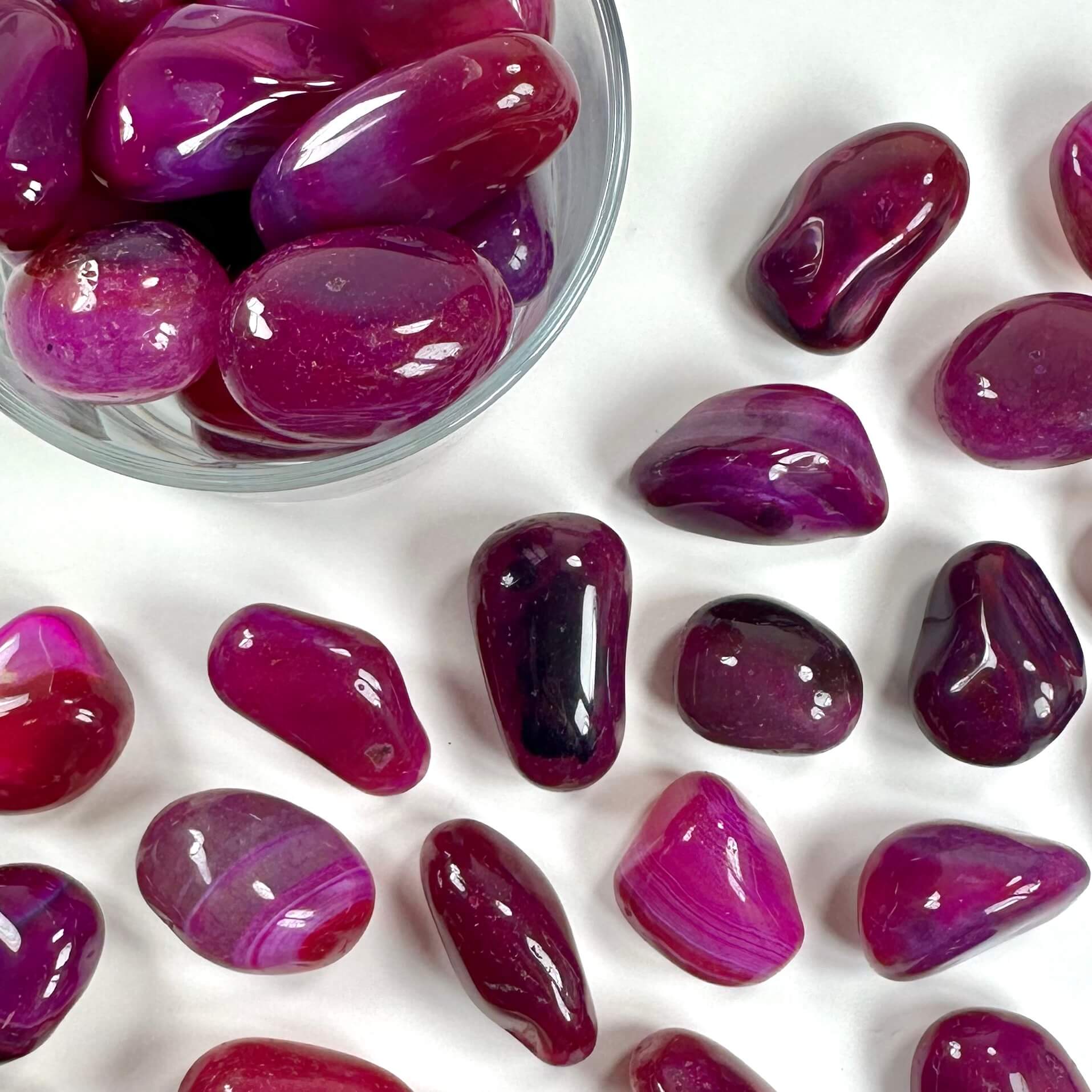 Agat pink (farvet) lommesten