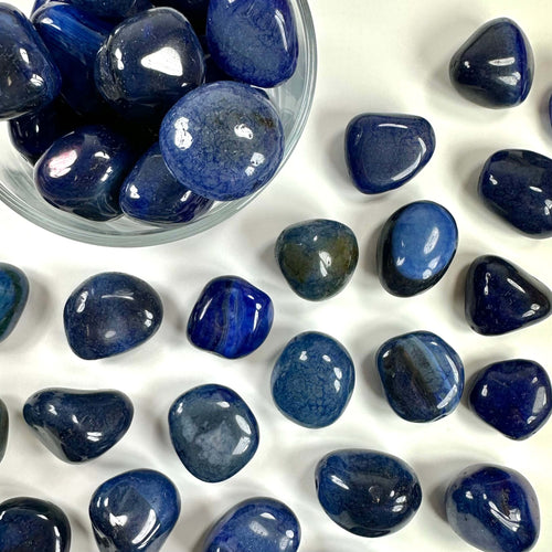 Agat blå (farvet) lommesten