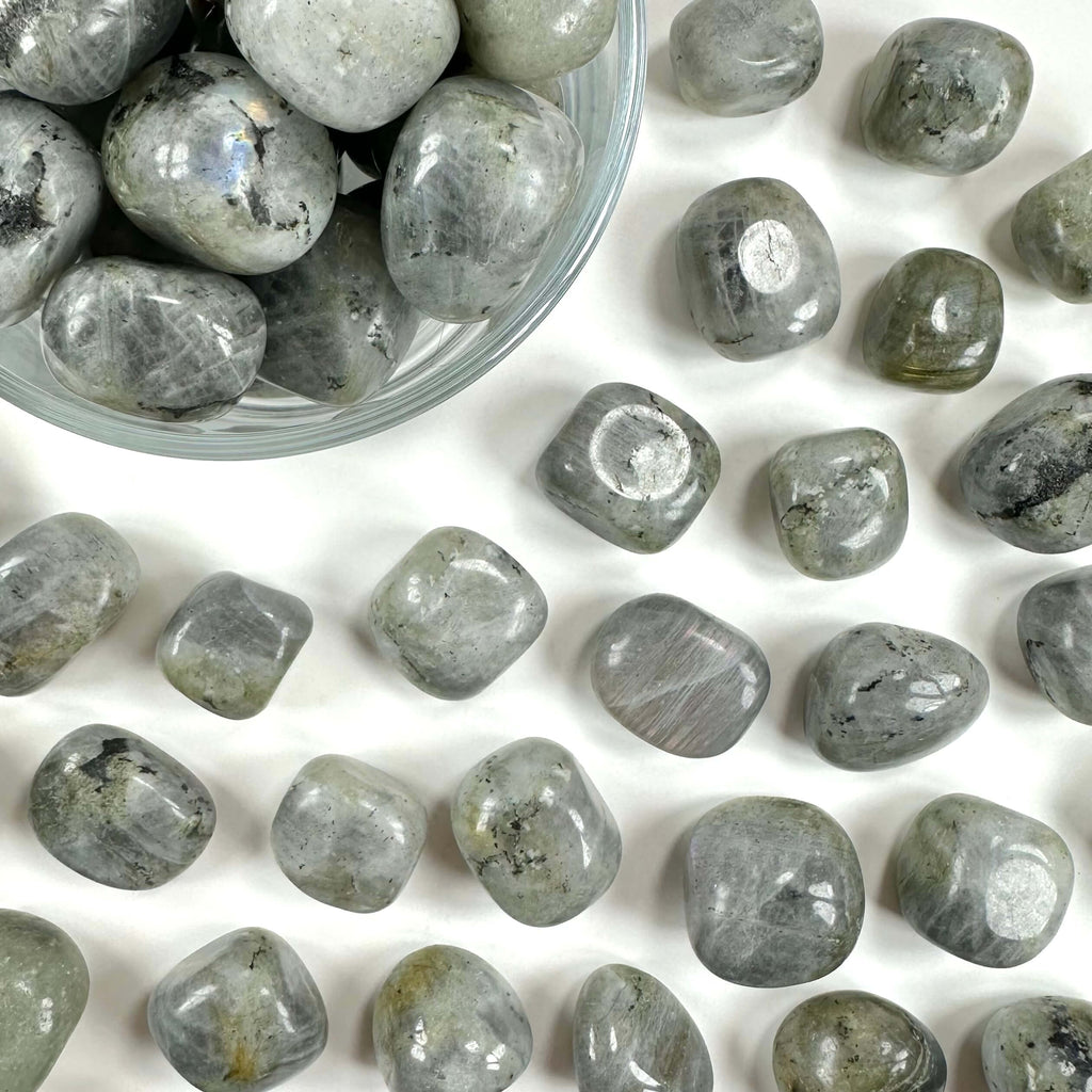 Labradorit lommesten